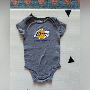 NBA Lakers|Baby gender neutral short sleeve Bodysuit onesie,I call the shots•••